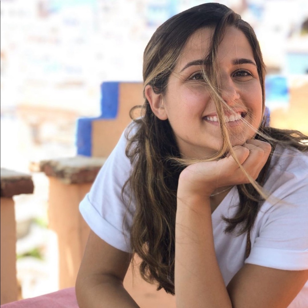 Meet your Posher, Emily